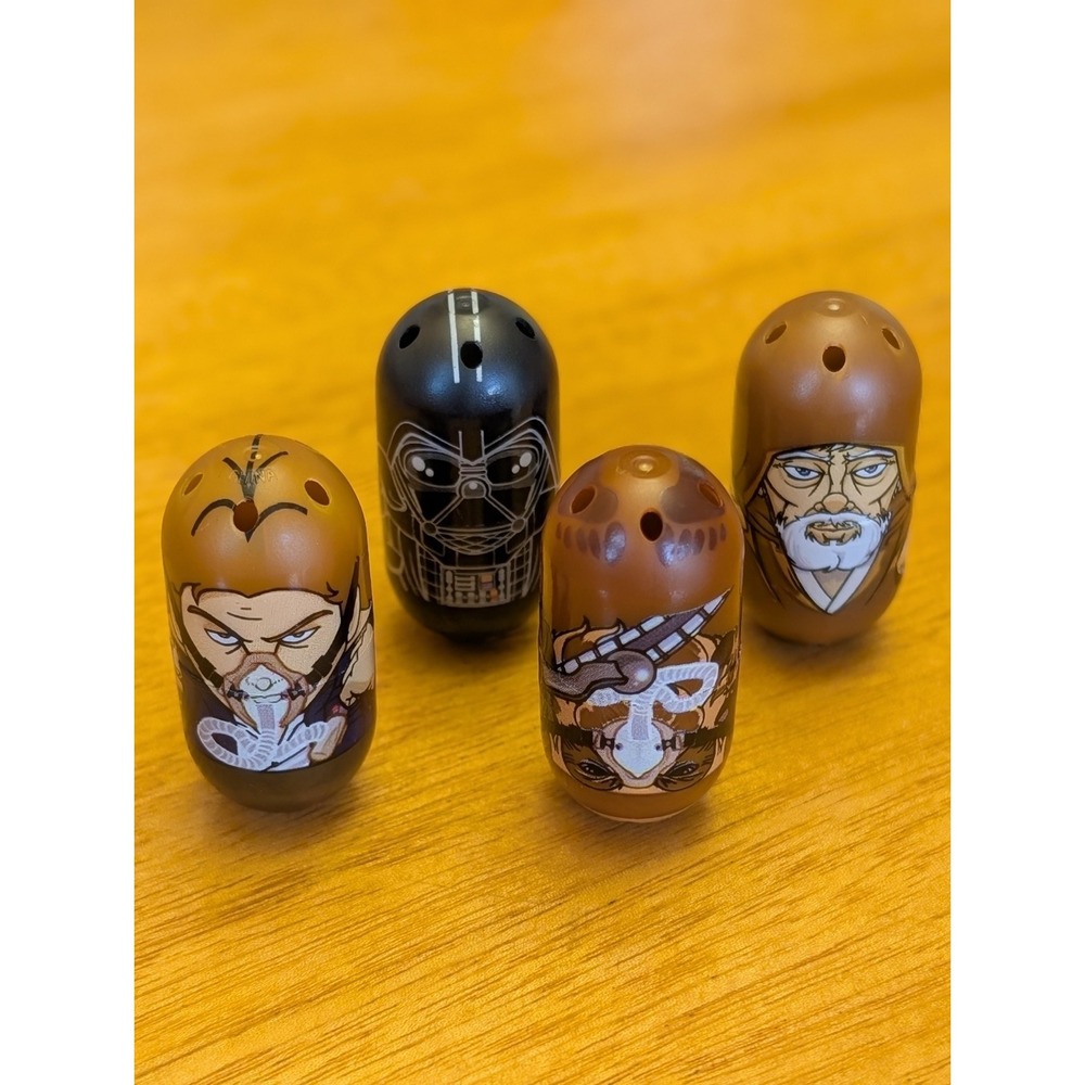 Lot of 4 Star Wars Mighty Beanz Darth Vader Hans Solo Obi Wan Moose Toys 2010